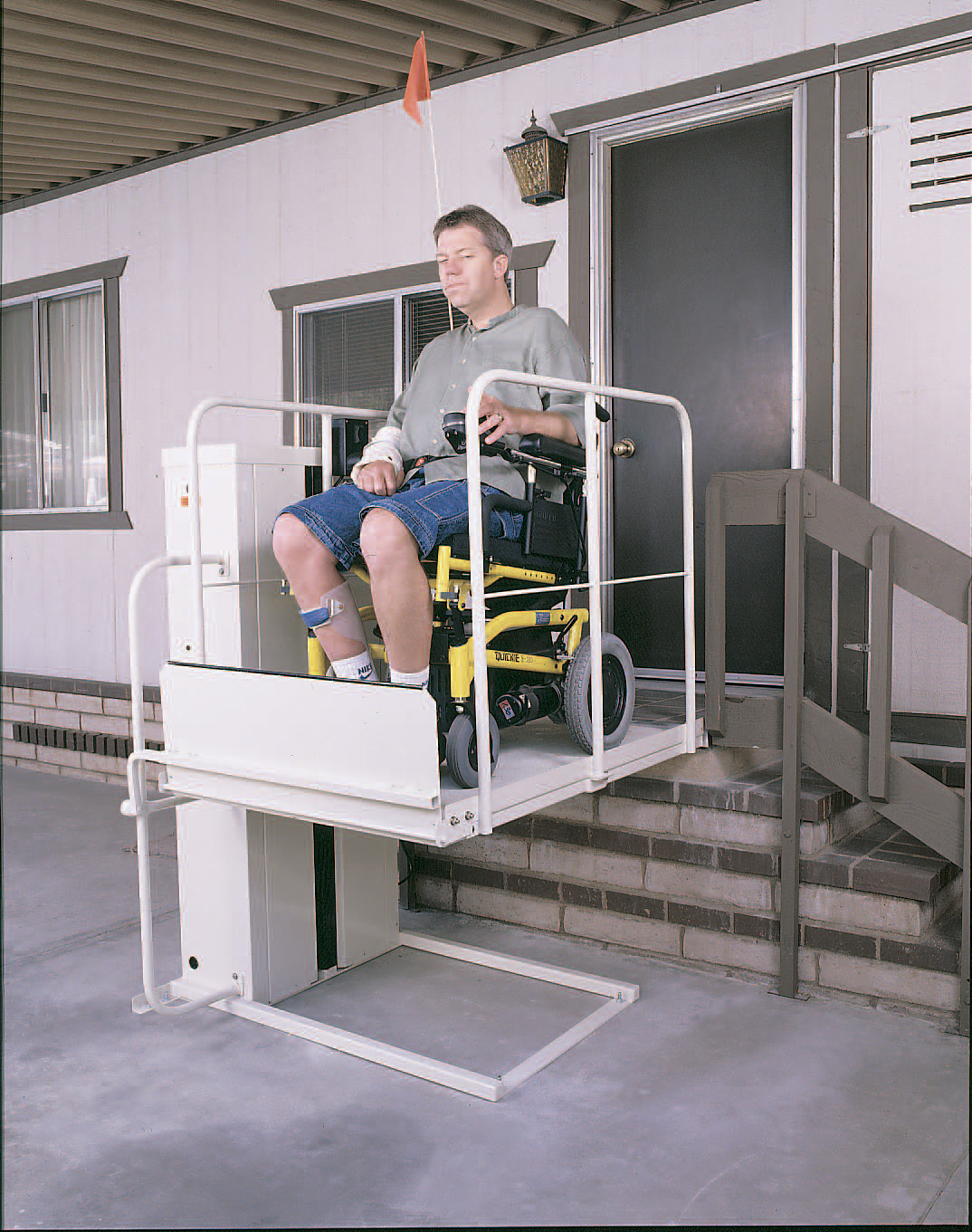 Gilbert macs pl50 stair chair lift